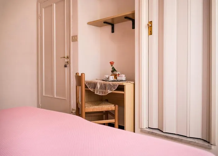 Cynthia Szálloda Finale Ligure